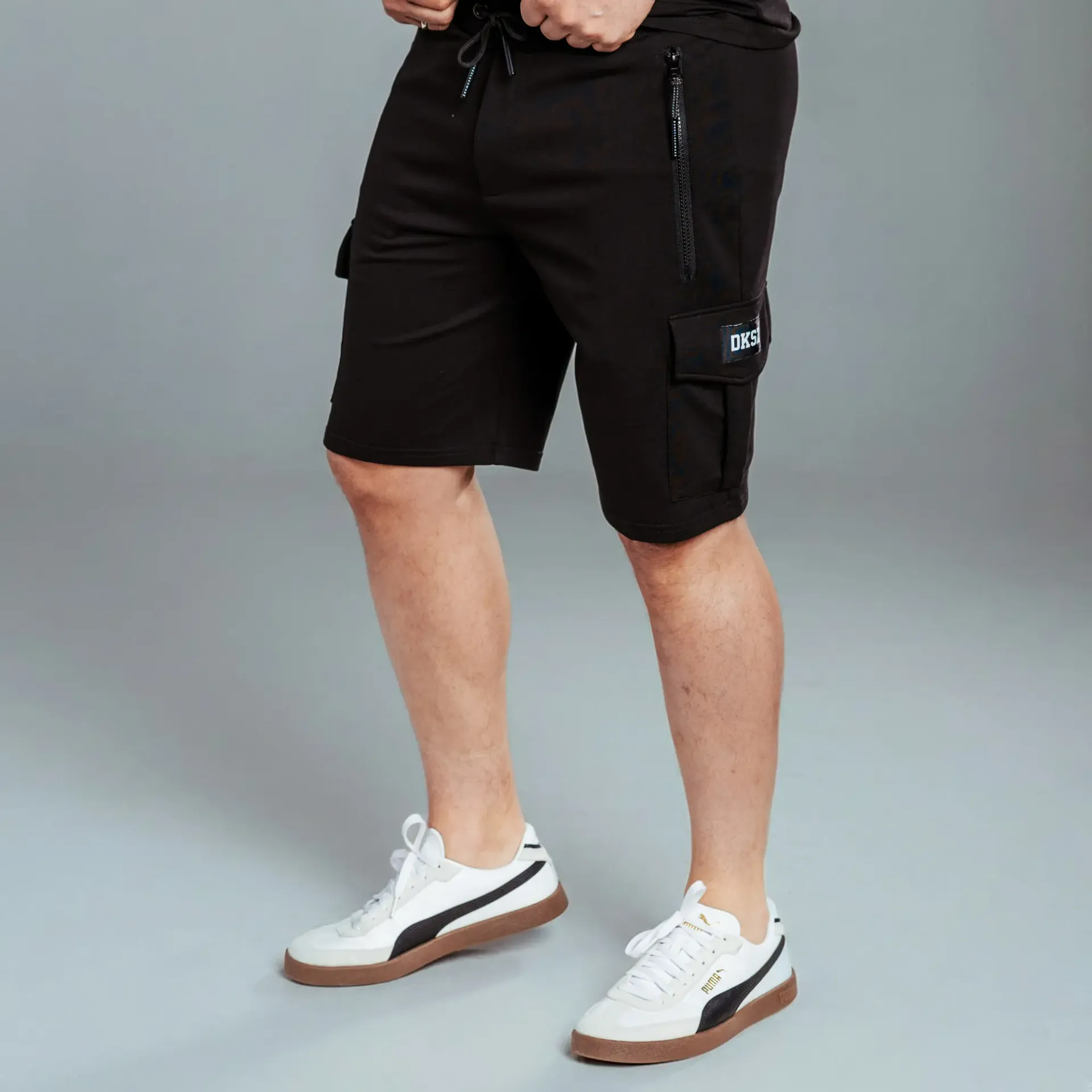 SHORTS 382 black (S)